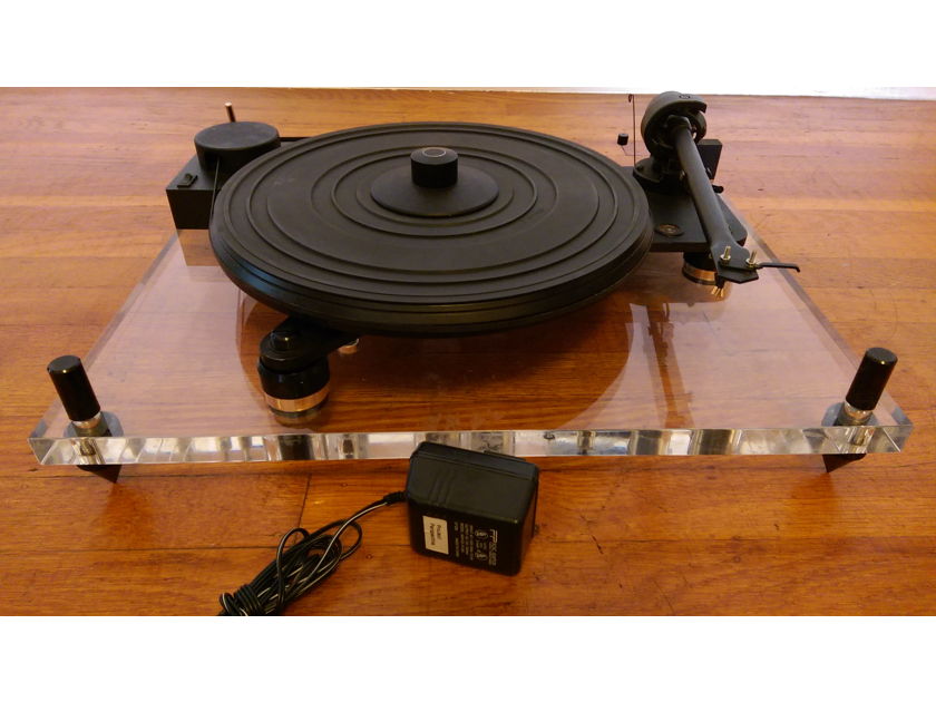 Pro-Ject Perspective High-End Turntable with Original Tonearm - Works Great