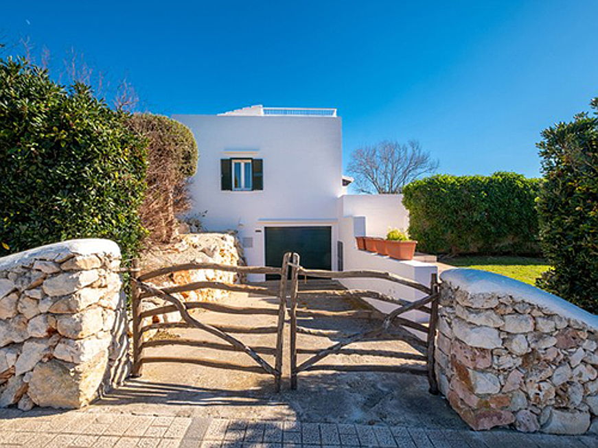  Mahón
- Spacious house for sale with sea views and a tourist license, Binibeca Vell, Menorca