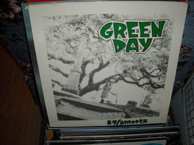 Green Day - 39/Smooth Lookout  LP (c)