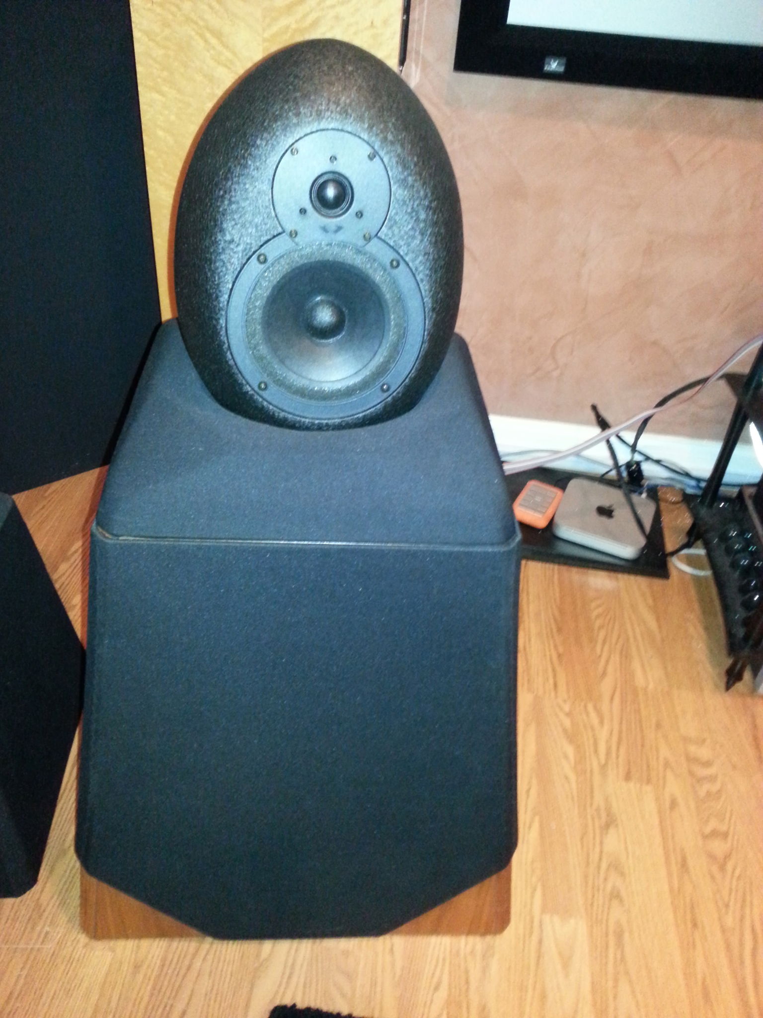 Waveform Mach 17 Speakers - Rare Ultra High End Full Range Speaker