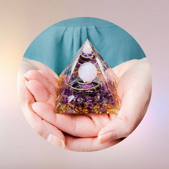 Bague Hokee Minéraux en pierre naturelle, bijou énergétique doré symbole d’élégance et de confiance en soi