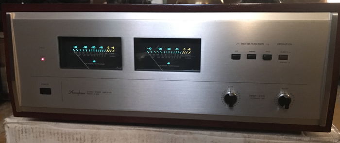 Accuphase  P-400 switchable class A/AB One of the most ...