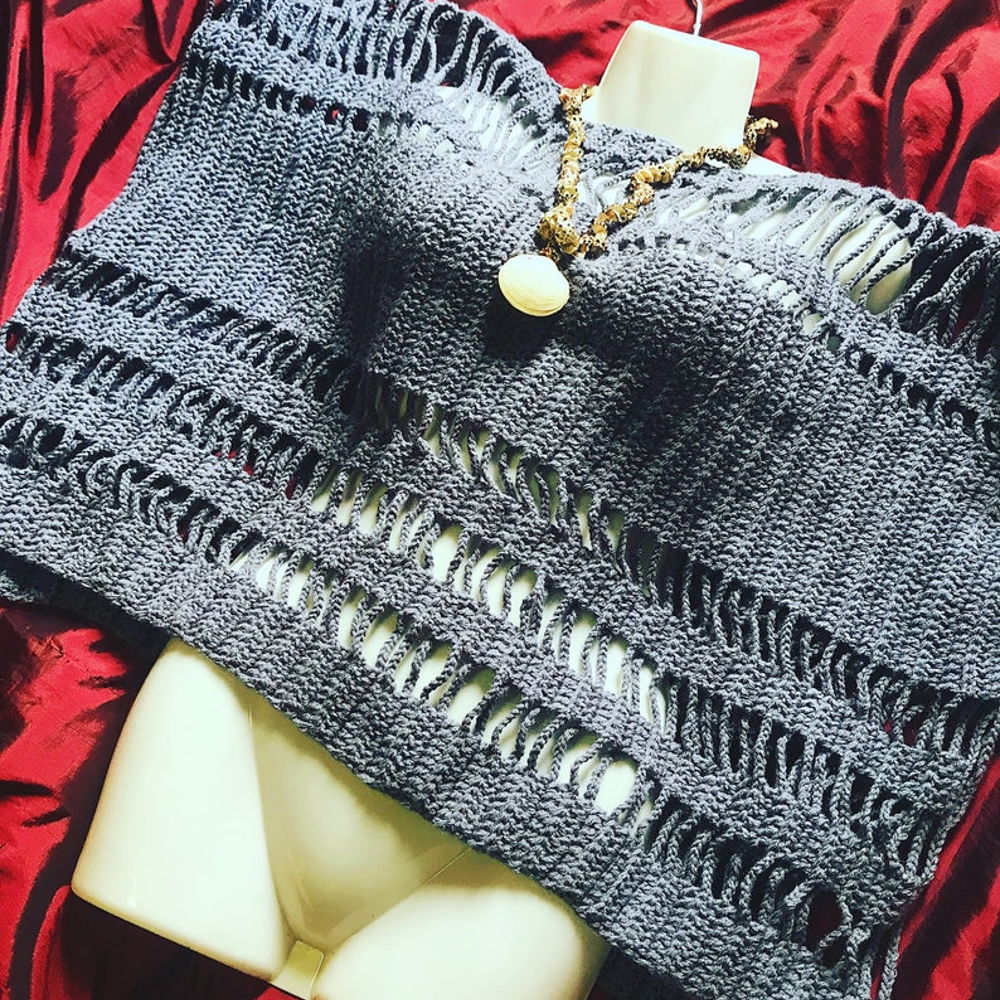 DISTRESSED WATER-FALL SWEATER
