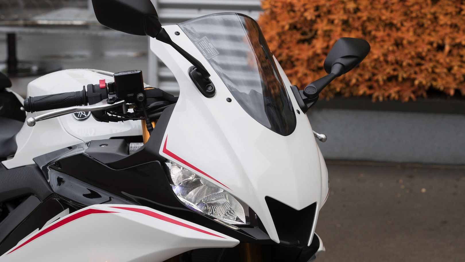 YAMAHA YZF-R3 for rent near Los Angeles CA Riders Share