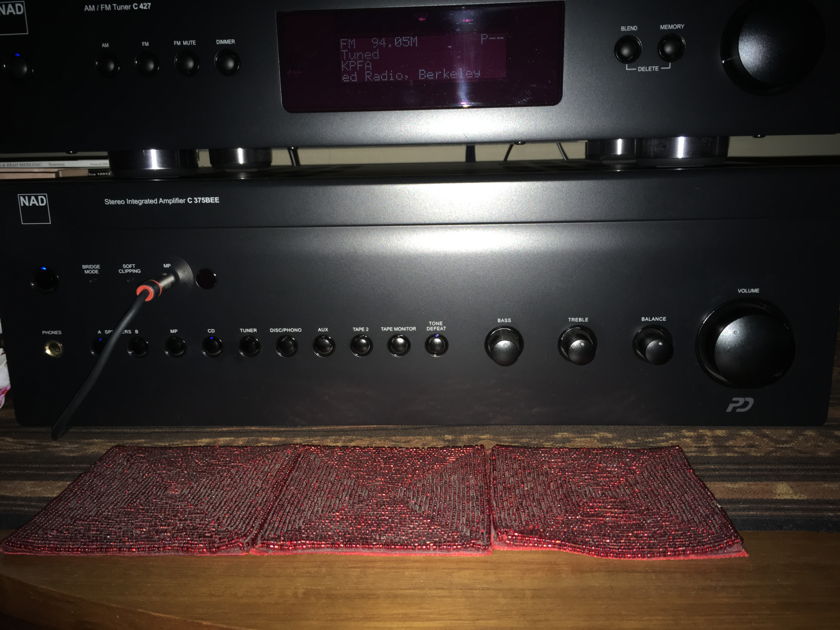 NAD C 375BEE w/ NAD phono stage