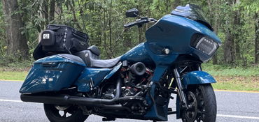 2022 HARLEY-DAVIDSON ROAD GLIDE SPECIAL motorcycle for rent near SANTA RSA BCH, FL