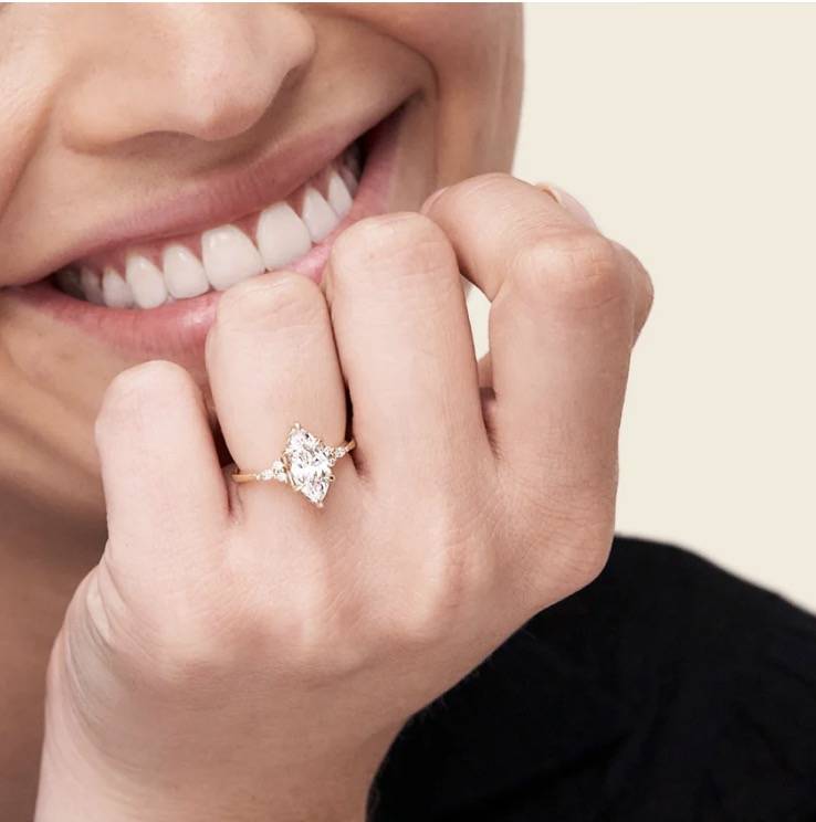 Diamond Education: All About 10 Carat Diamond Rings | Diamond Registry