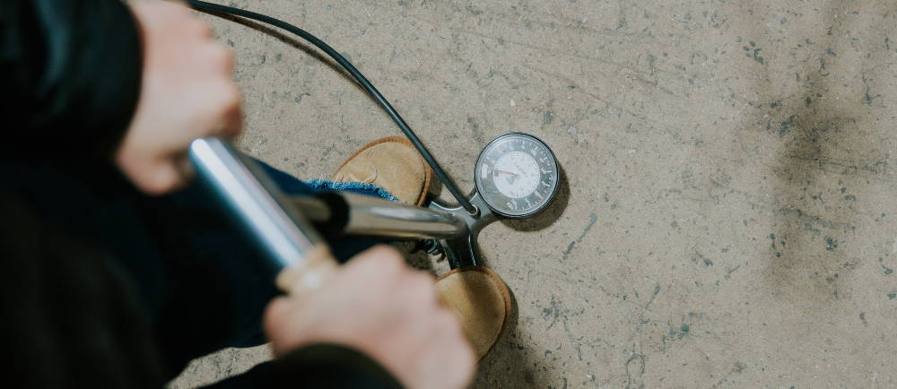 Air pump for electric bike tires