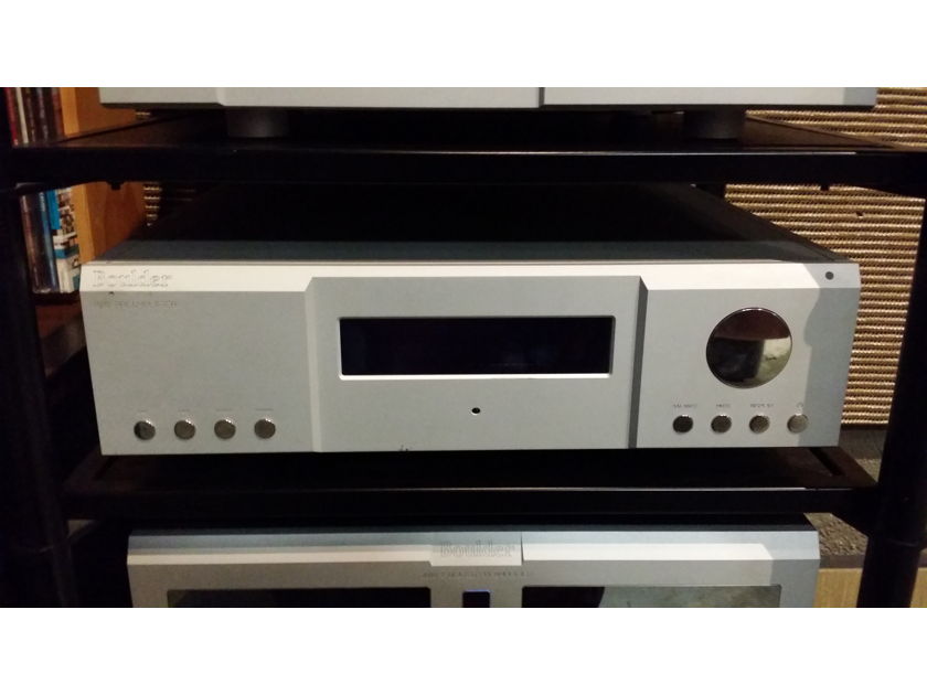 Boulder Amplifier 1010 Preamplifier with phono stage. Store Demonstration Model just lowered the Price!
