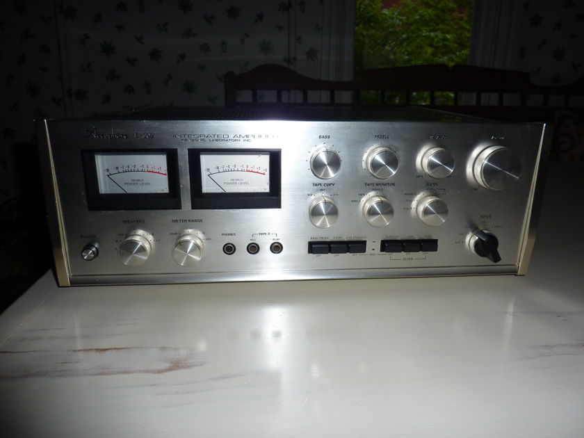 Accuphase E-202 Excellent condition, just serviced!