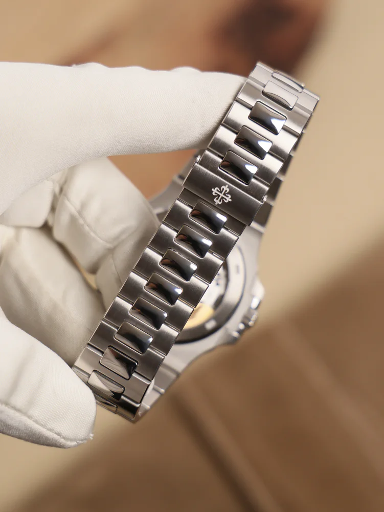 Patek Philippe Nautilus 5711/1A-010, image 6