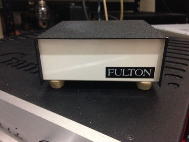 Fulton Musical Industries Fulton MC-1 step-up