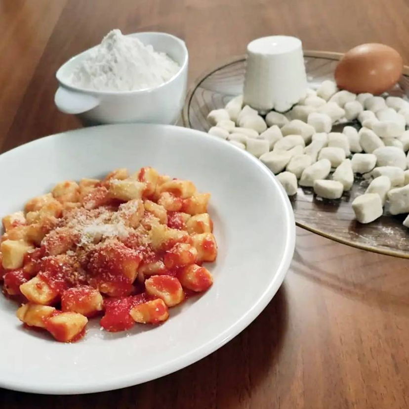 Corsi di cucina Buti: Corso di cucina con degustazione su una ricetta Toscana 