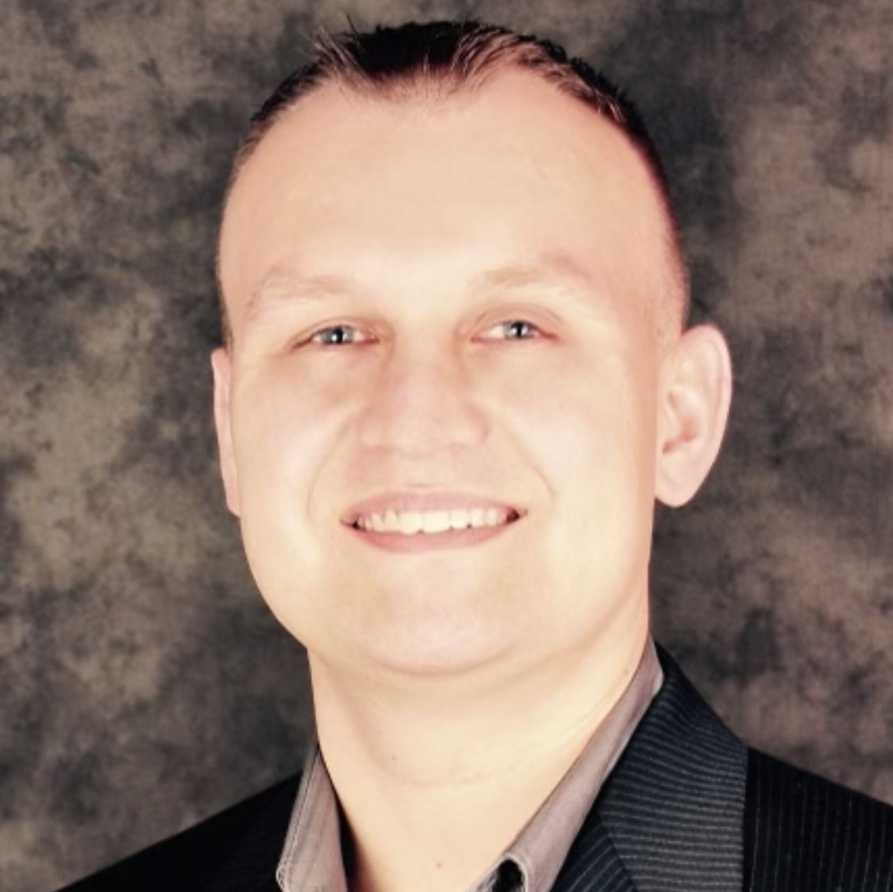 photo of agent, Daniel  Stefanski