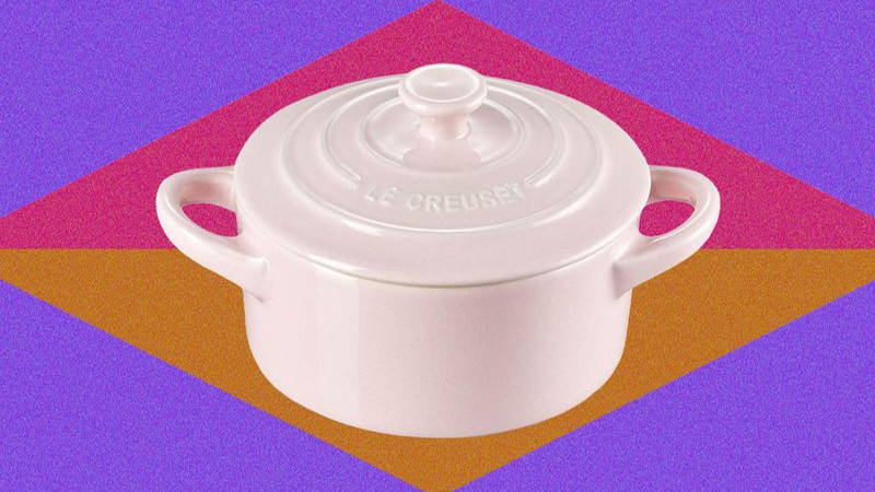 Small white pot with the lid on