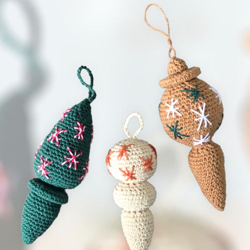 Haakpatroon knotsgekke kerstballen