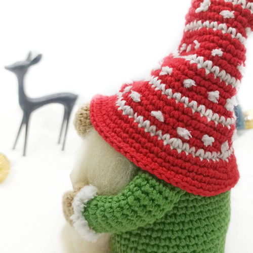 CHRISTMAS GNOME Crochet pattern PDF - Holiday Gnome Winter Gnome Xmas Crochet Pattern Scandinavian Gnome Amigurumi Pattern Christmas Crochet