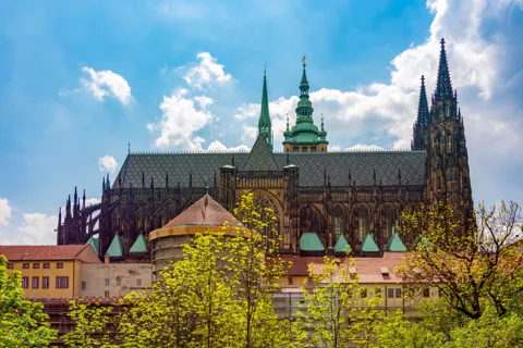 Prague Highlights 3-Hour Bus and Walking Tour