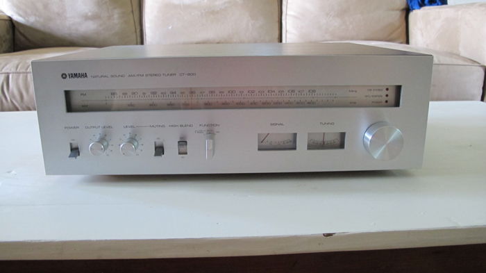 Yamaha CT-800 Vintage FM/AM Tuner