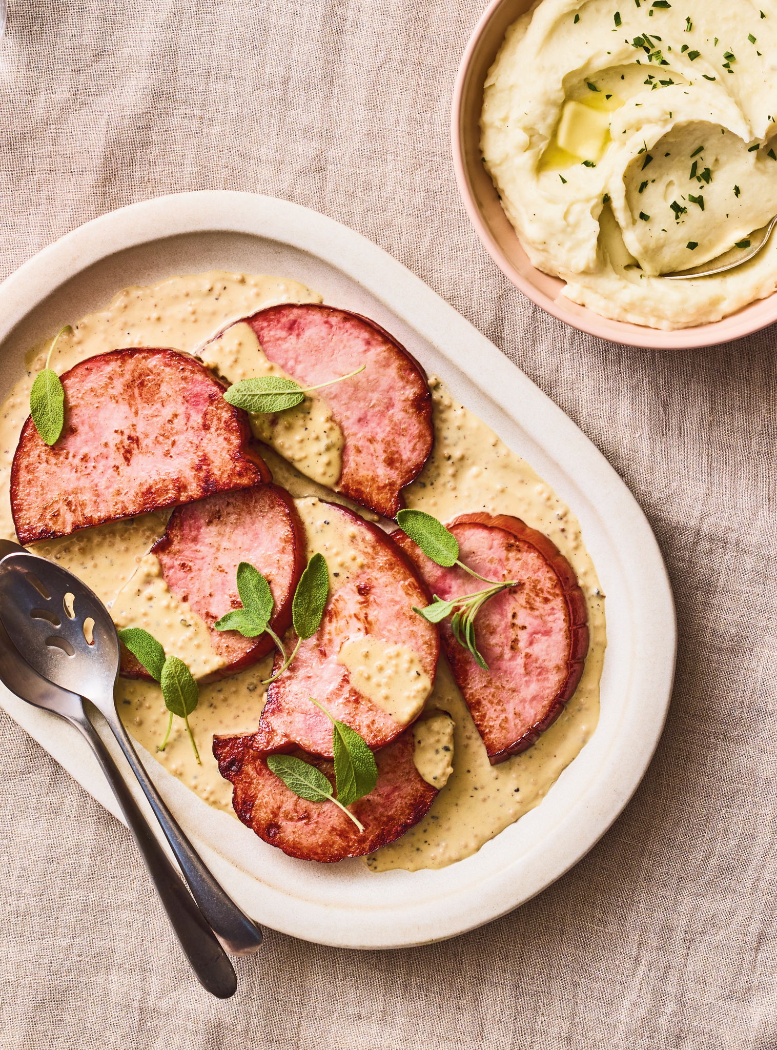 Ham Steaks with Creamy Sage Sauce | RICARDO