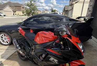 2022 SUZUKI GSX-R750 motorcycle for rent near Buda, TX