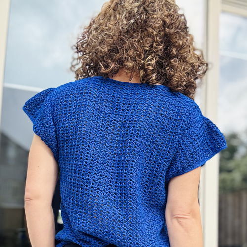 Chic Whimsy Blouse Crochet Pattern – Easy Fingering Weight Top with Ruffled Sleeves – Sizes XS–5XL