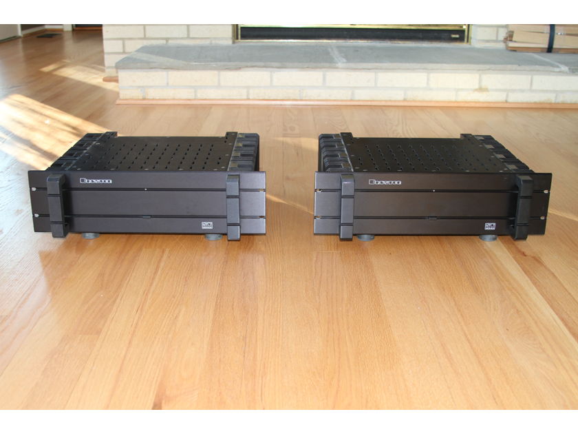 Bryston 7B ST Dual Mono Amplifiers (Pair)