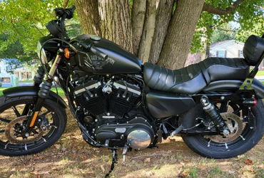 2017 HARLEY-DAVIDSON SPORTSTER IRON 883 motorcycle for rent near Sykesville, MD