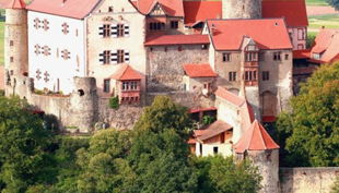 burg ronneburg panorama view west