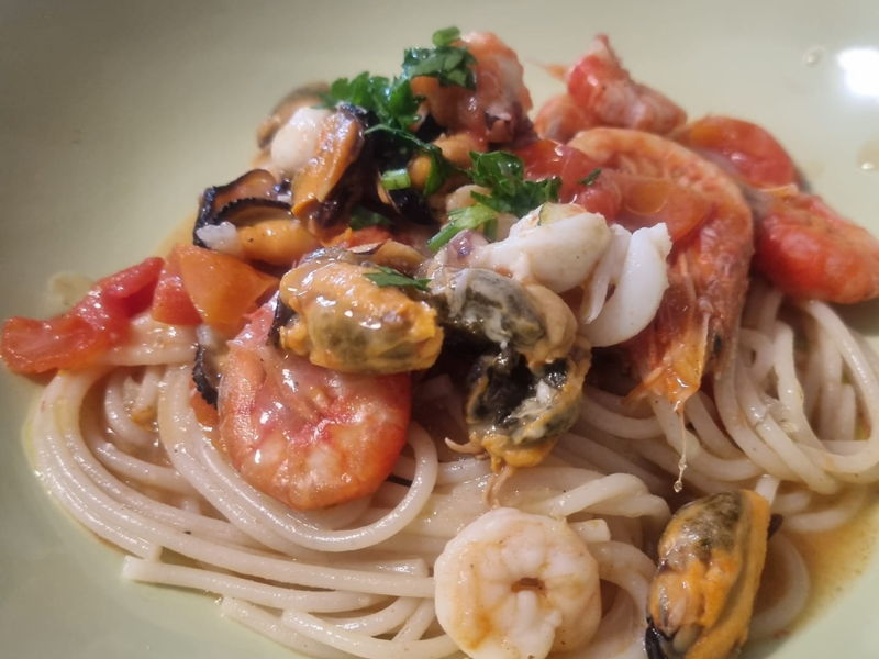 Corsi di cucina Bari: Scopri la vera Pasta ai frutti di mare pugliese!