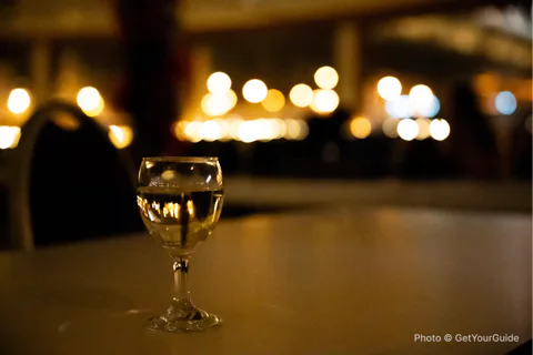 Boat Cruise with Personal Live Tour Guiding (+Drink)