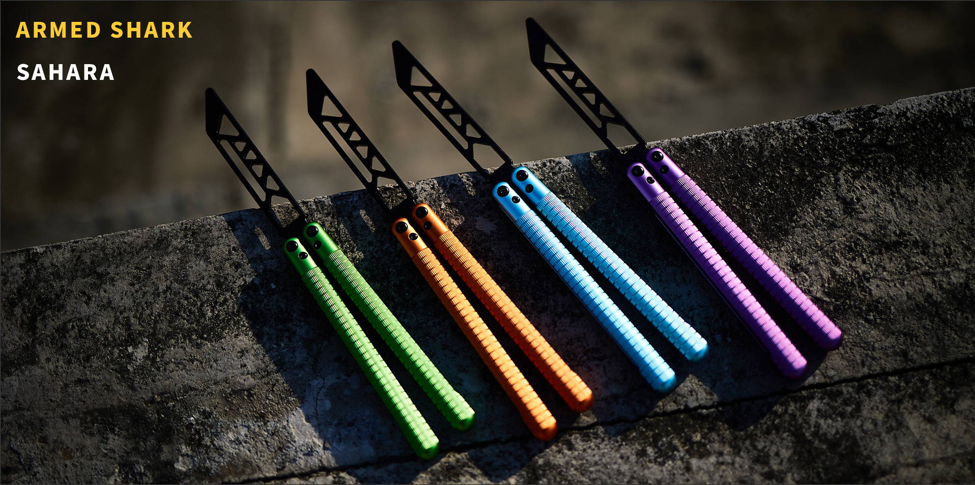 武装鲨鱼撒哈拉蝴蝶训练刀 Balisong