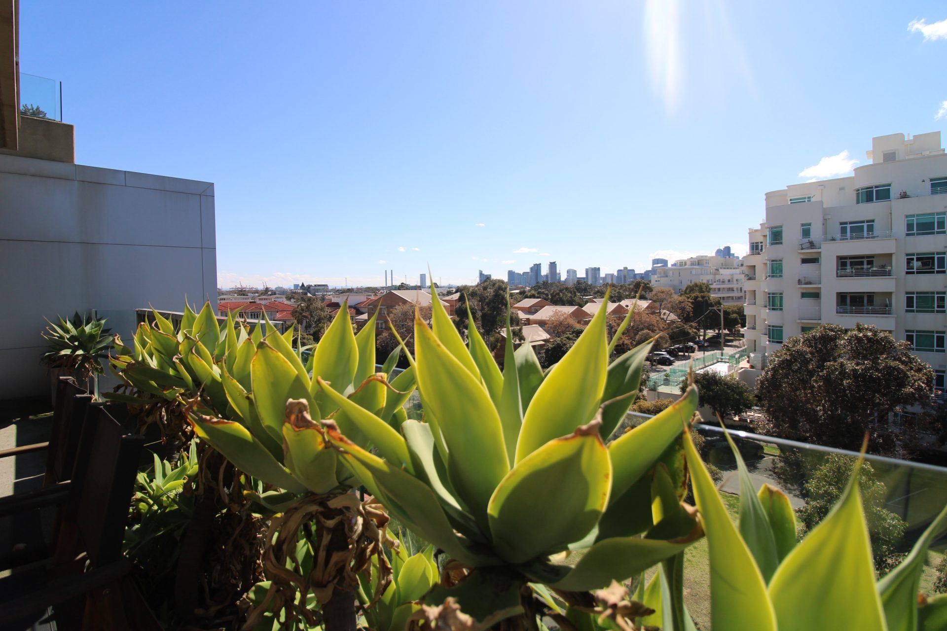 FOR LEASE Fully Furnished Absolute Bayside 1-Bedroom Sized Like a 2-Bedroom - Image 9