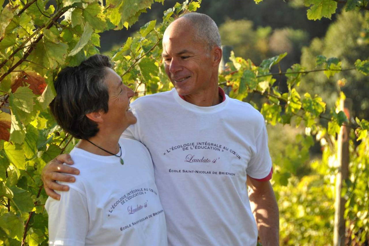 Bénisson-Dieu, un domaine touchant orchestré par Régis et Aude-Reine Anouil