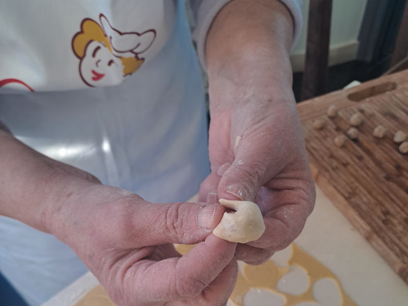 Cours de cuisine Paciano: Plats de Noël : traditions et saveurs au cœur de l'Ombrie
