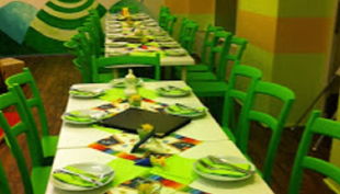 amitola geburtstags tisch