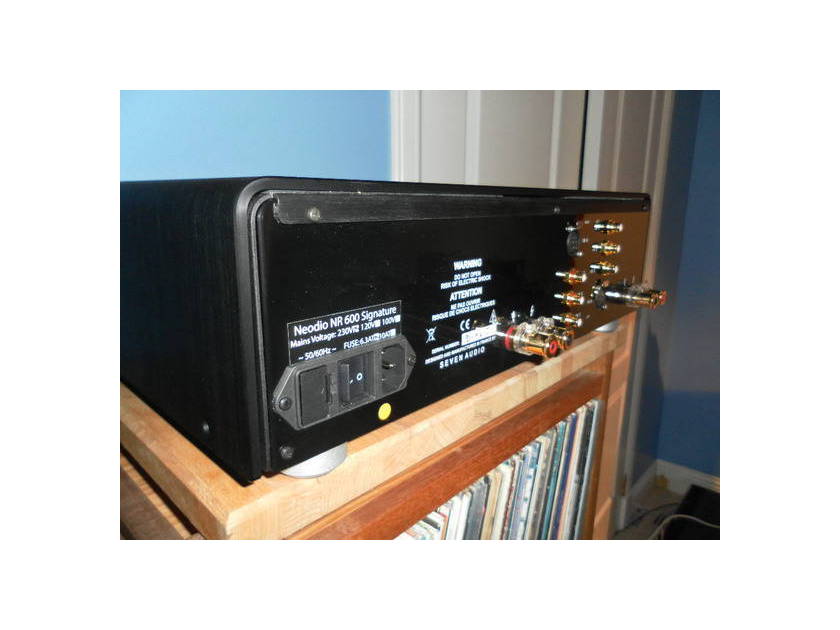 Neodio Nr 600 signature integrated amplifier