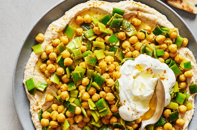 Hummus with Chickpea and Leek Topping
