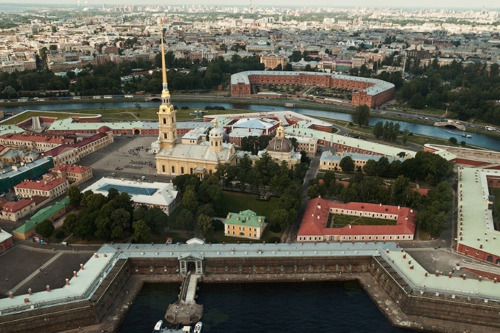 Полет над центром Санкт-Петербурга