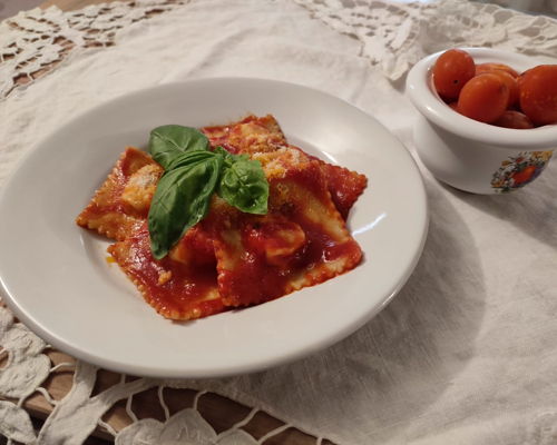 Food experiences Buti: Tuscan tradition: handmade pasta and special desserts