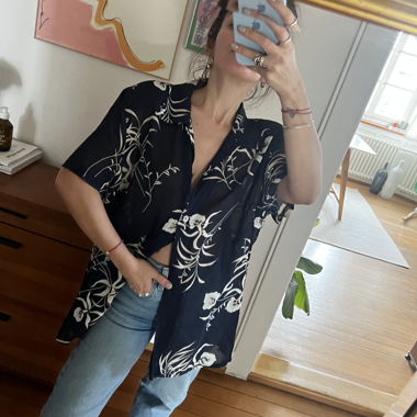 Super cool 90ies blouse in a floral print