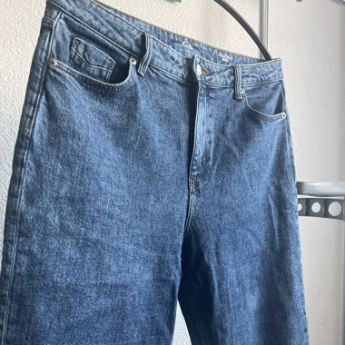 High rise mom jeans 
