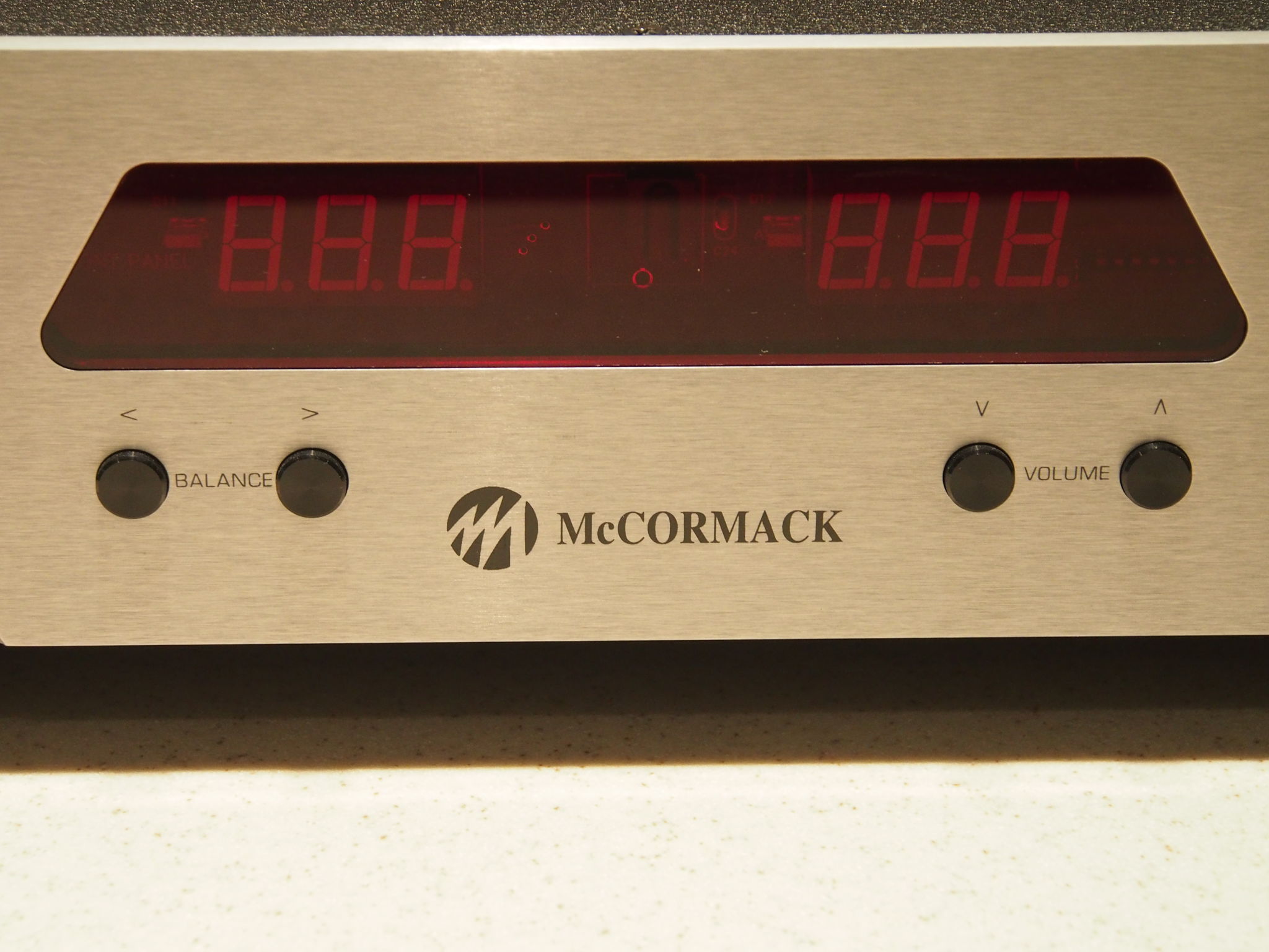 Mccormack Audio RLD-1 with phono 9