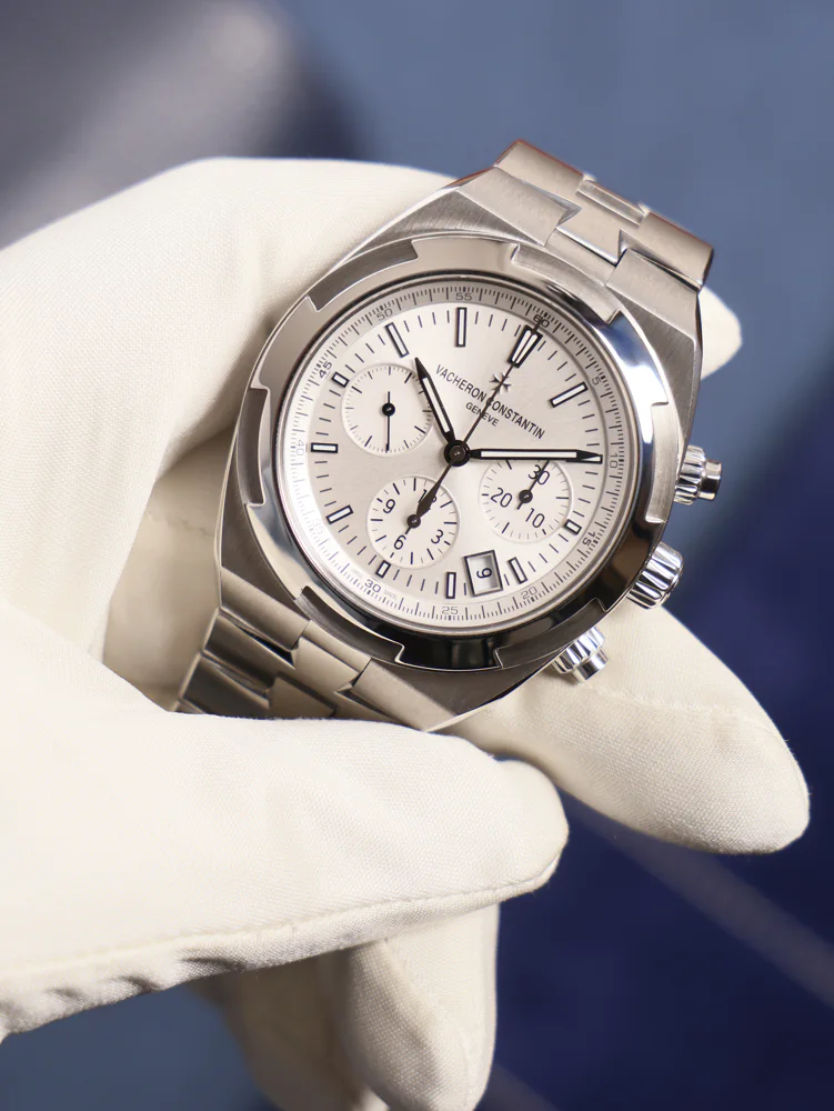 Chronograph White Dial Box and Papers 2020 Extended Warranty, image 1 Chronograph White Dial Box and Papers 2020 Extended Warranty, image 1