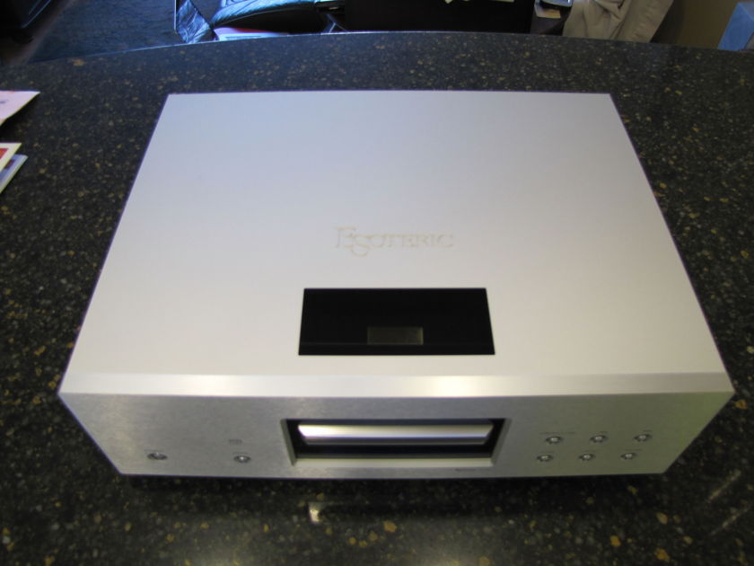 Esoteric X-05 CD/SACD Player