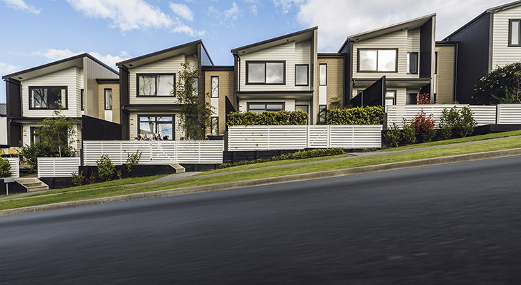 featured image for story, Rise to the Top of the Pool by Selling Your House Today