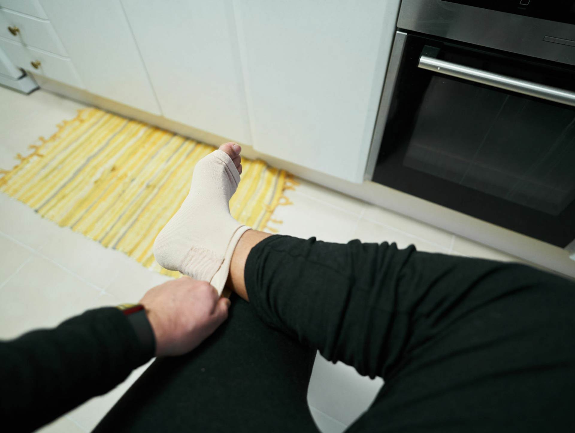 How Tight Should Compression Socks Be For Therapeutic Purposes? Koprez®