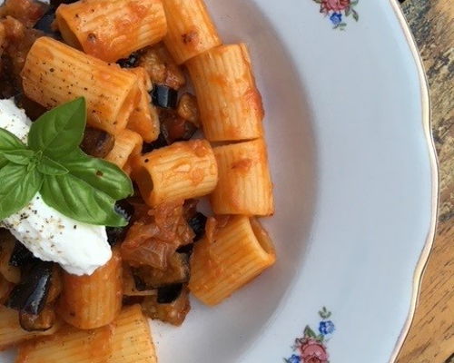 Corsi di cucina Castel San Pietro Terme: Crea la tua dipensa, ragù tradizionale e due alternative