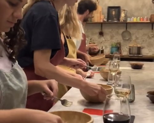 Cooking classes Albese Con Cassano: Pizza like in a Pizzeria 