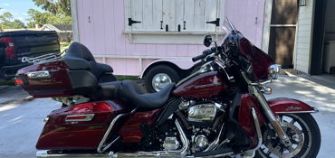 2017 HARLEY-DAVIDSON TOURING ULTRA LIMITED LOW motorcycle for rent near Port Orange, FL